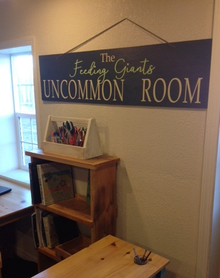 FeedingGiants.com Uncommon room